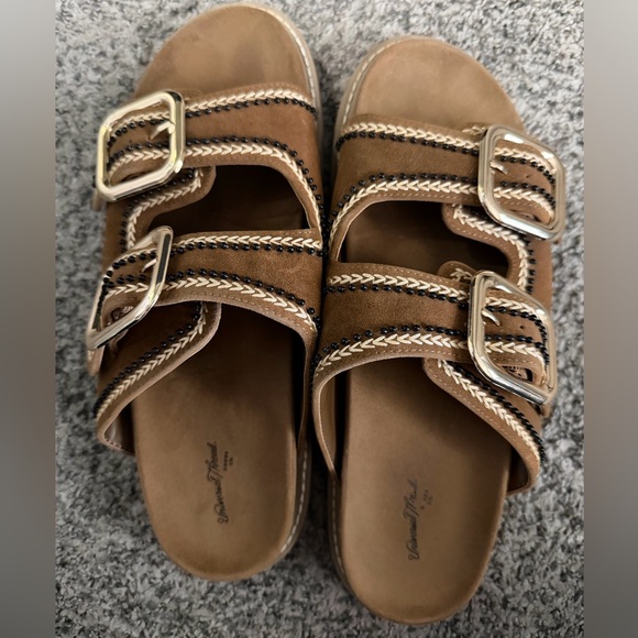 Universal thread sandals - Picture 2 of 3